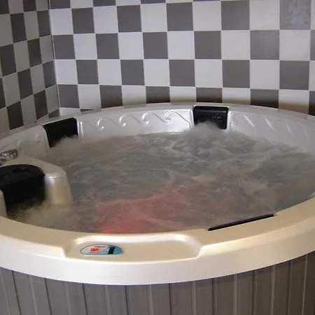 Apartahotel Mariale By Popinns Lourdes