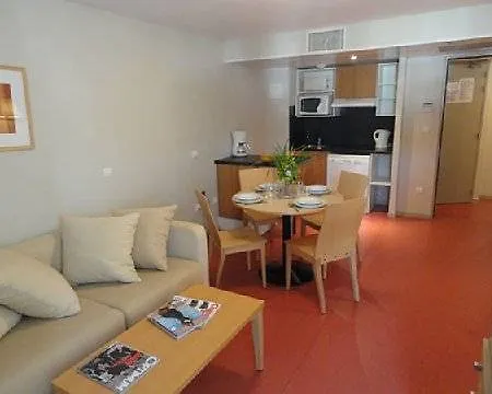 Apartahotel Mariale By Popinns Lourdes